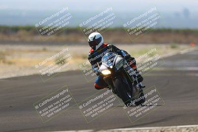 media/Sep-20-2025-TrackDaz (Sat) [[27f0cde673]]/B Group/220pm (Turn 9)/